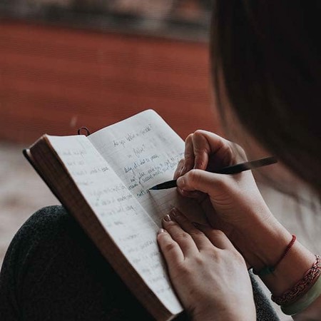 دانلود آهنگ مرتضی جعفرزاده به نام با خاطراتت خدایی چه کنم
