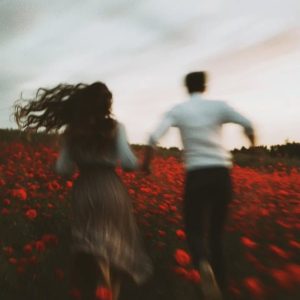 دانلود آهنگ خواهم که شبی از غم تو هایده کاری از هوش مصنوعی